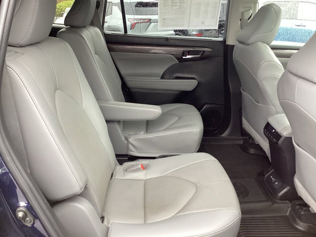 2022 Toyota Highlander Limited