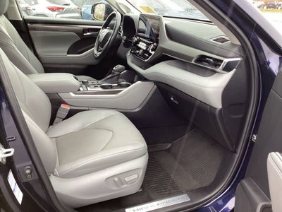 2022 Toyota Highlander Limited