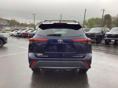 2022 Toyota Highlander Limited