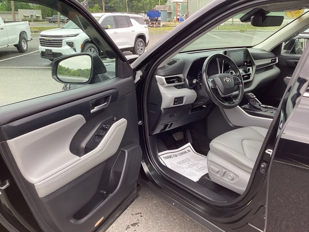 2021 Toyota Highlander XLE