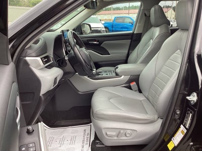 2021 Toyota Highlander XLE