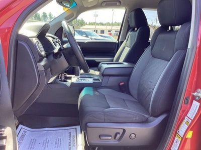 2014 Toyota Tundra SR5 5.7L V8