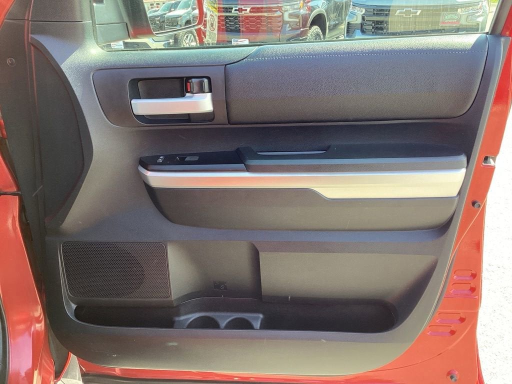 2014 Toyota Tundra SR5 5.7L V8