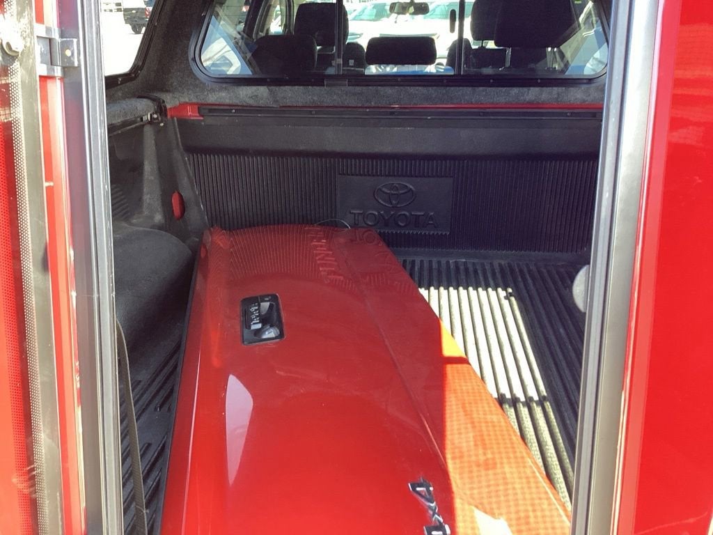 2014 Toyota Tundra SR5 5.7L V8