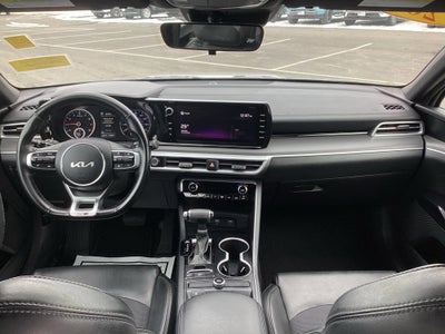 2022 Kia K5 GT-Line