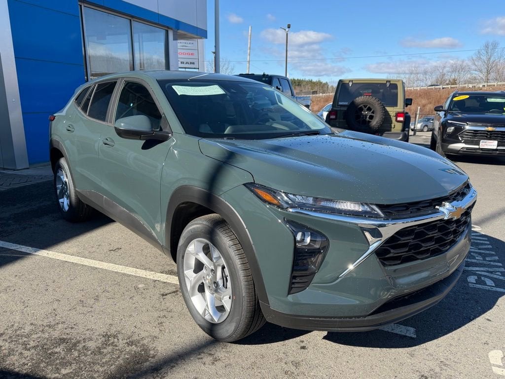 2026 Chevrolet Trax LS