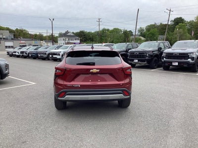 2025 Chevrolet Trax LT