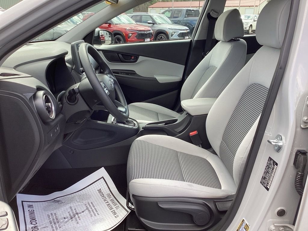 2023 Hyundai Kona SE