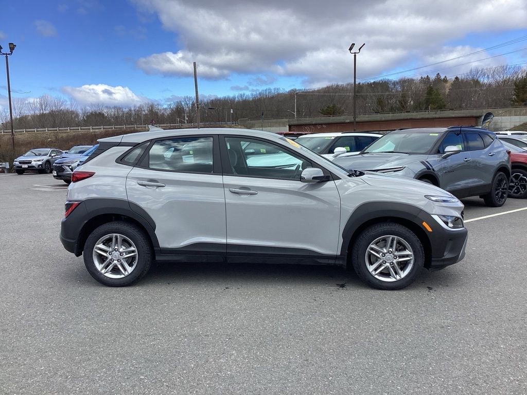 2023 Hyundai Kona SE