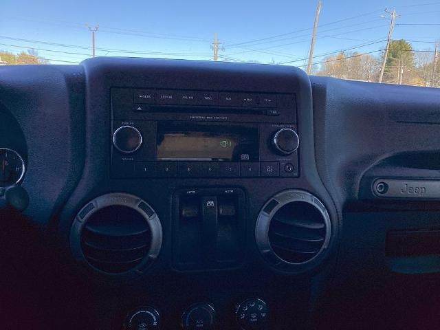 2014 Jeep Wrangler 4WD 2dr Sport