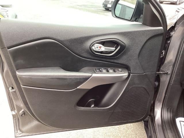 2022 Jeep Cherokee Latitude Lux 4x4