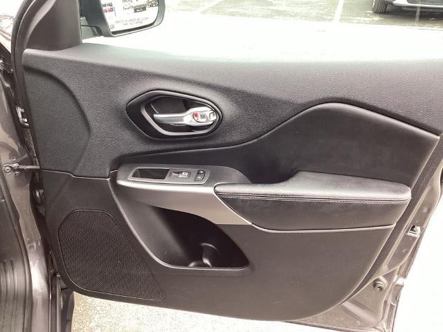 2022 Jeep Cherokee Latitude Lux 4x4