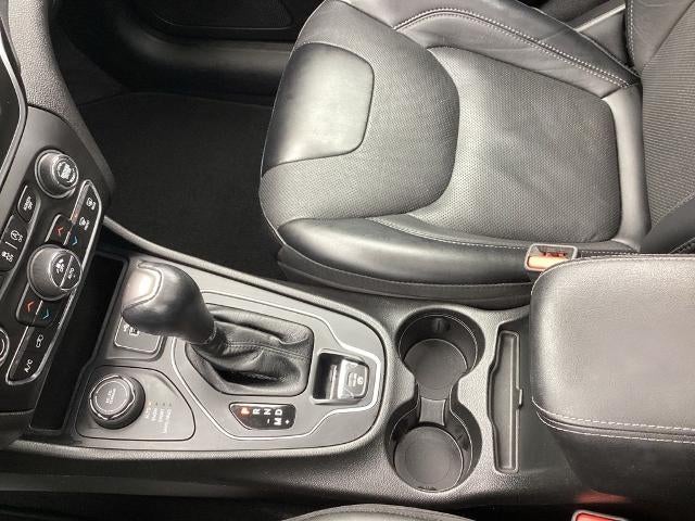 2022 Jeep Cherokee Latitude Lux 4x4