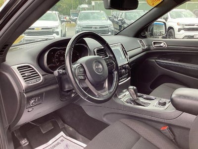 2020 Jeep Grand Cherokee Laredo 4x4