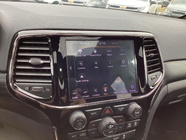2020 Jeep Grand Cherokee Laredo 4x4