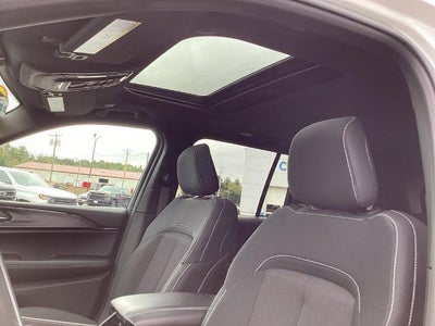 2025 Jeep Grand Cherokee Laredo X 4x4