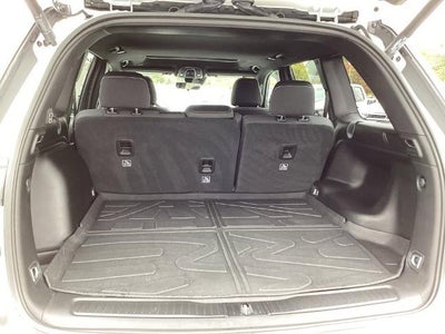 2025 Jeep Grand Cherokee Laredo X 4x4