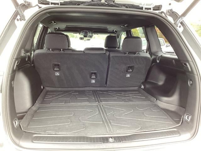 2025 Jeep Grand Cherokee Laredo X 4x4