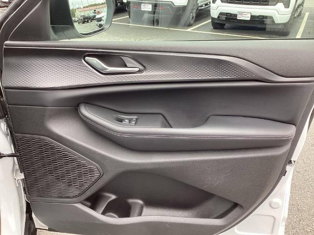 2025 Jeep Grand Cherokee Laredo X 4x4