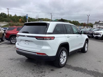 2025 Jeep Grand Cherokee Laredo X 4x4
