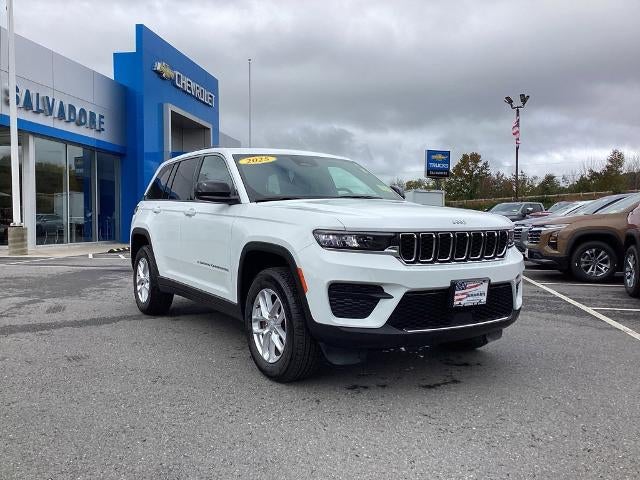 2025 Jeep Grand Cherokee Laredo X 4x4