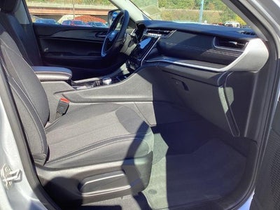 2023 Jeep Grand Cherokee L Laredo 4x4