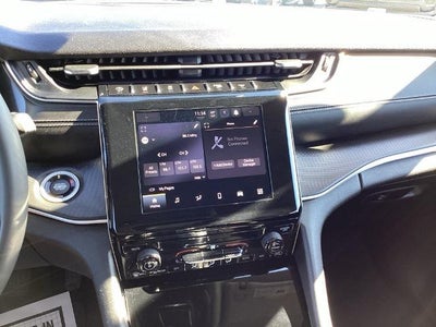 2023 Jeep Grand Cherokee L Laredo 4x4