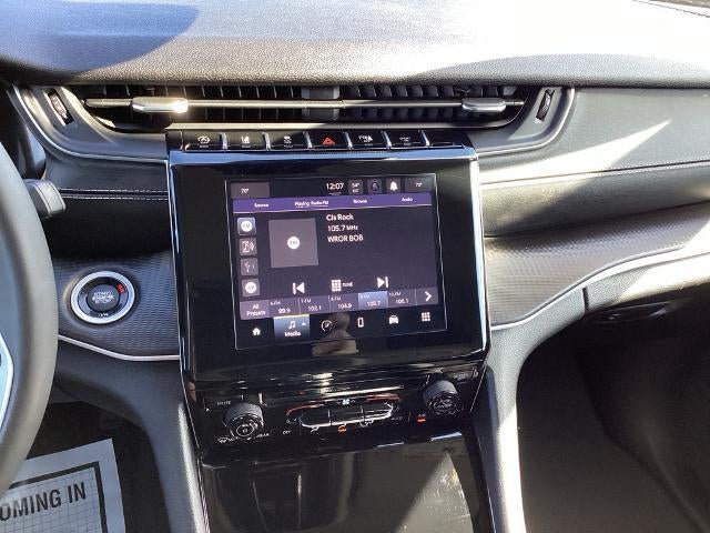 2023 Jeep Grand Cherokee L Laredo 4x4