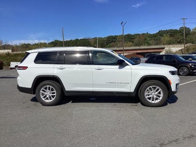 2023 Jeep Grand Cherokee L Laredo 4x4