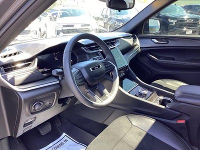 2024 Jeep Grand Cherokee L Altitude X 4x4