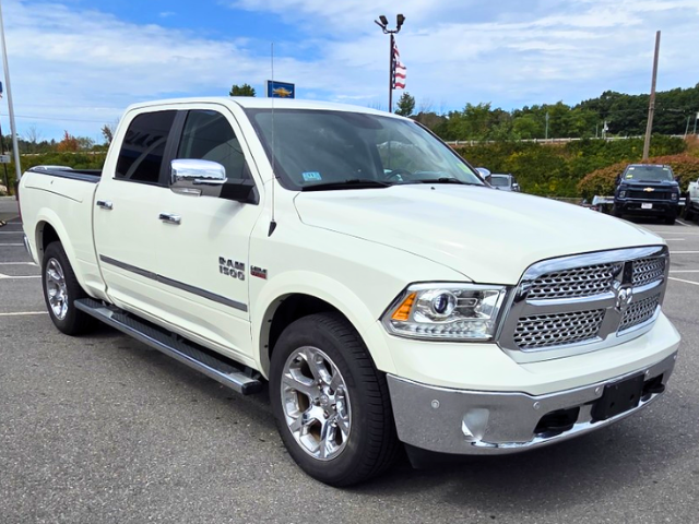 2016 RAM 1500 4WD Crew Cab 6.4 Ft Box Laramie