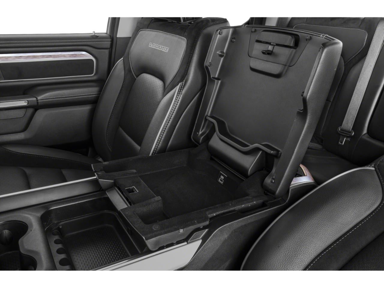 2021 RAM 1500 Laramie 4x4 Quad Cab 6'4" Box