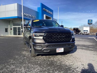 2022 RAM 1500 Big Horn 4x4 Crew Cab 5'7" Box
