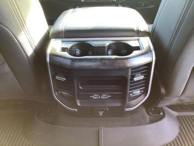 2022 RAM 1500 Big Horn 4x4 Crew Cab 5'7" Box
