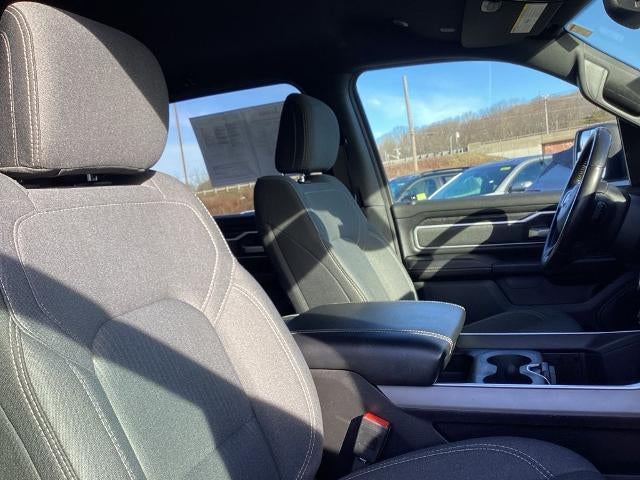 2022 RAM 1500 Big Horn 4x4 Crew Cab 5'7" Box