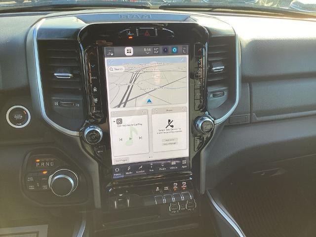 2022 RAM 1500 Big Horn 4x4 Crew Cab 5'7" Box