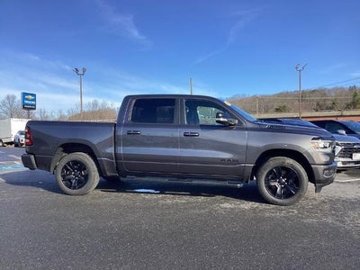 2022 RAM 1500 Big Horn 4x4 Crew Cab 5'7" Box