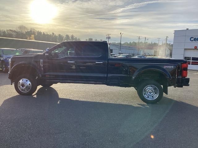 2024 Ford Super Duty F-450 DRW Limited 4WD Crew Cab 8' Box