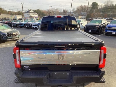 2024 Ford Super Duty F-450 DRW Limited 4WD Crew Cab 8' Box
