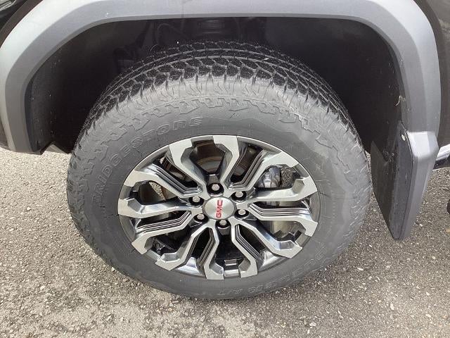 2024 GMC Canyon Crew Cab Short Box 4-Wheel Drive Denali