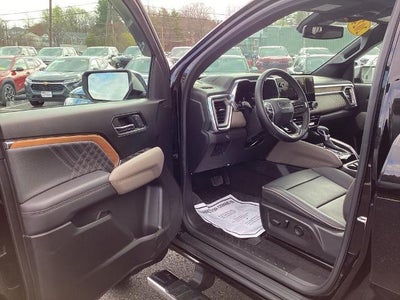 2024 GMC Canyon Crew Cab Short Box 4-Wheel Drive Denali