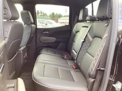 2024 GMC Canyon Crew Cab Short Box 4-Wheel Drive Denali