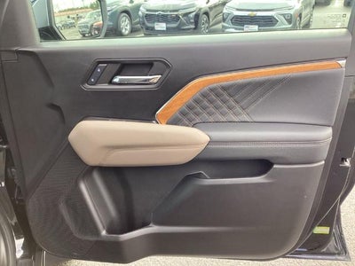 2024 GMC Canyon Crew Cab Short Box 4-Wheel Drive Denali