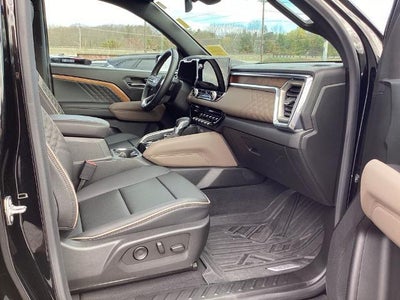 2024 GMC Canyon Crew Cab Short Box 4-Wheel Drive Denali