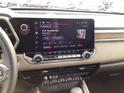 2024 GMC Canyon Crew Cab Short Box 4-Wheel Drive Denali