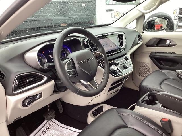 2024 Chrysler Pacifica Touring L FWD