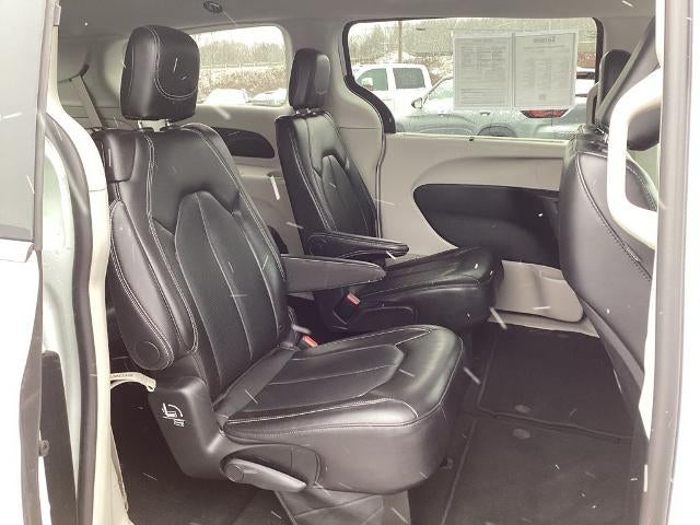 2024 Chrysler Pacifica Touring L FWD