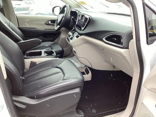 2024 Chrysler Pacifica Touring L FWD