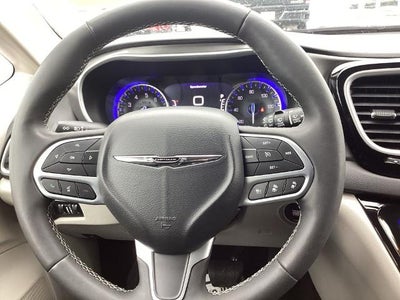 2024 Chrysler Pacifica Touring L FWD