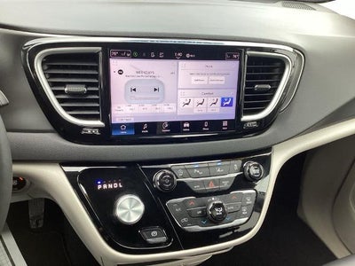 2024 Chrysler Pacifica Touring L FWD